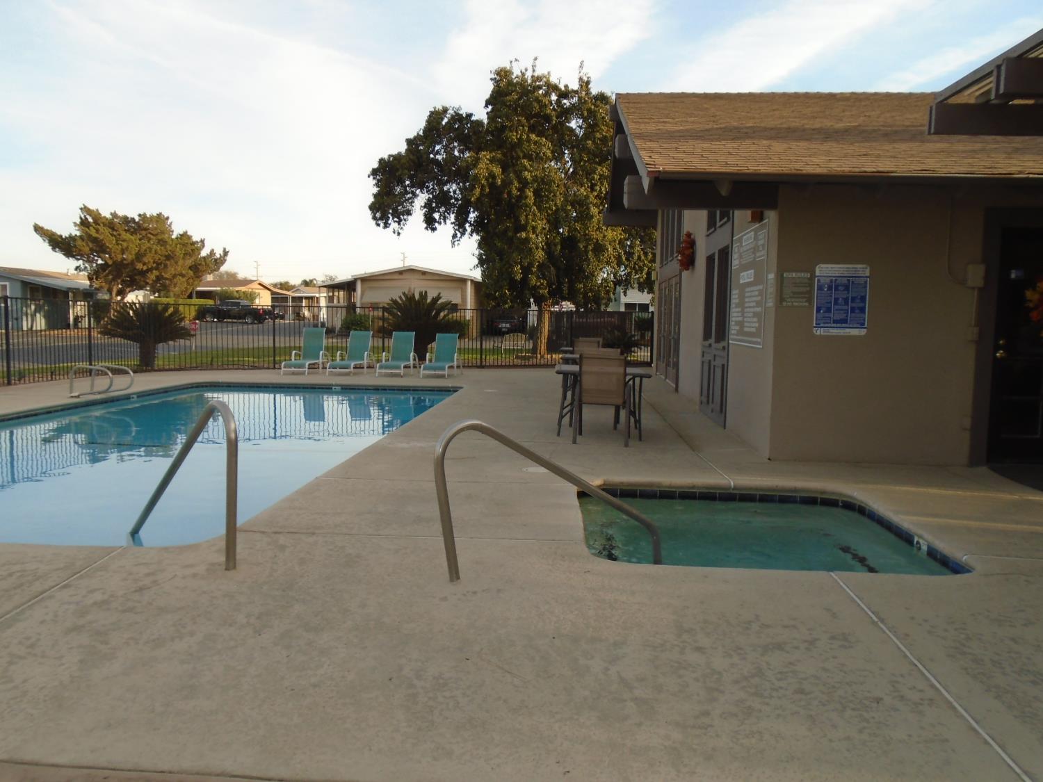 860 #157 E Grangeville Blvd #157, Hanford, CA 93230