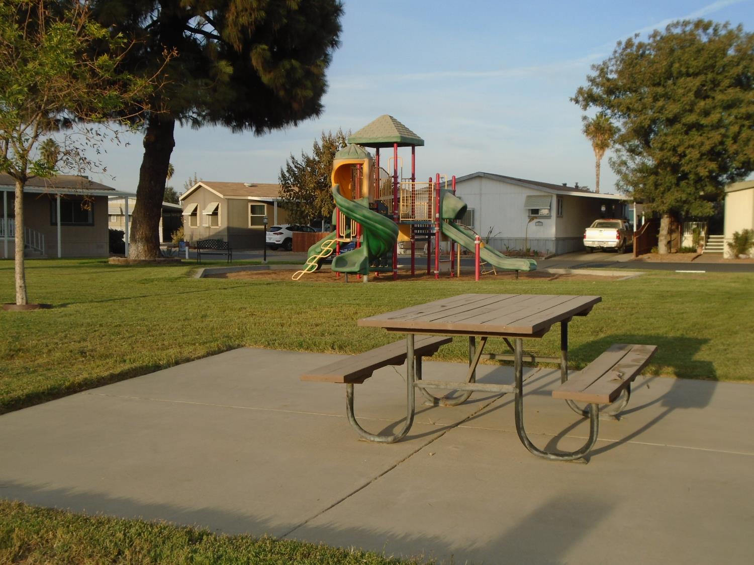 860 #157 E Grangeville Blvd #157, Hanford, CA 93230