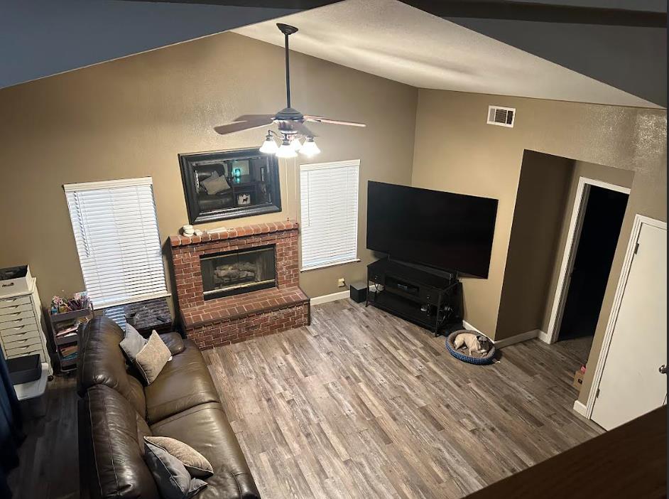 687 N Milner St, Tulare, CA 93274