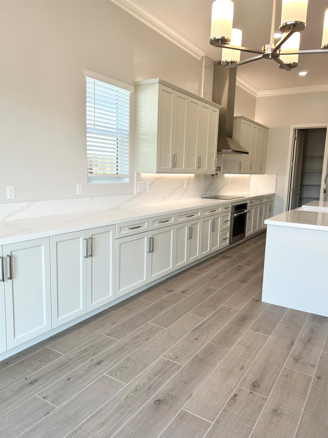 1626 Windmill Lane, Clovis, CA 93619