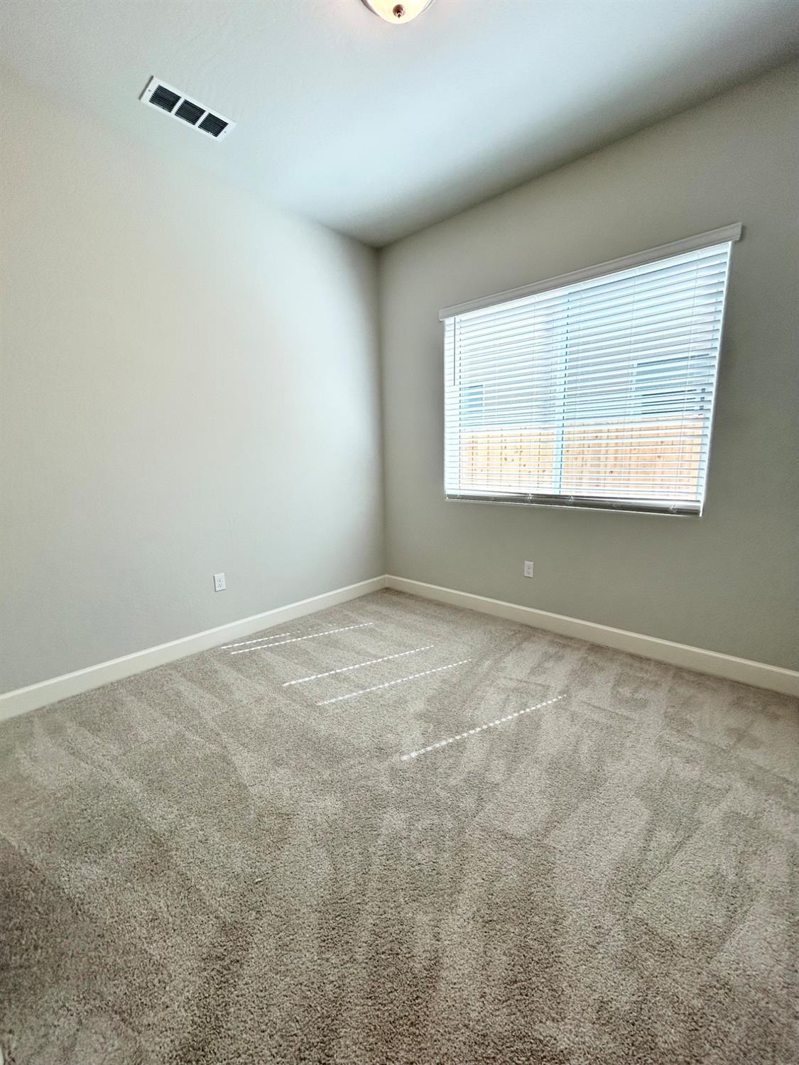 1626 Windmill Lane, Clovis, CA 93619