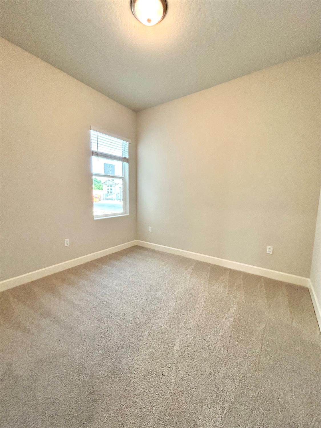 1626 Windmill Lane, Clovis, CA 93619