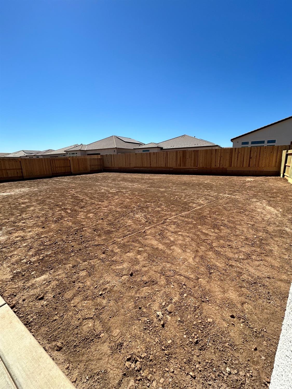 1626 Windmill Lane, Clovis, CA 93619
