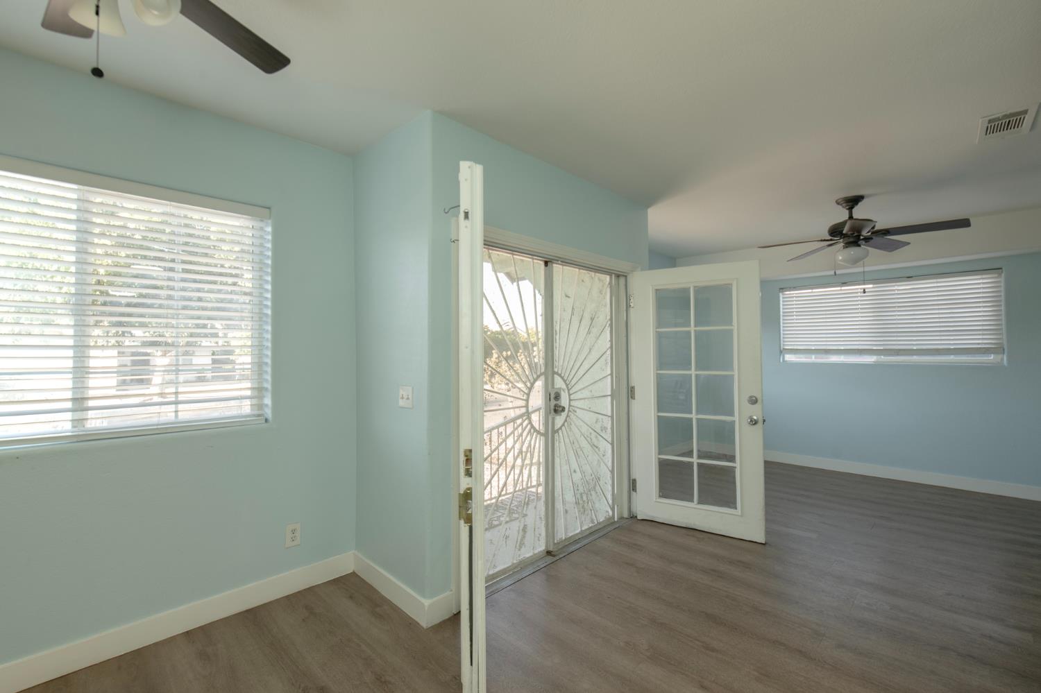 1901 E Clay Ave, Fresno, CA 93701