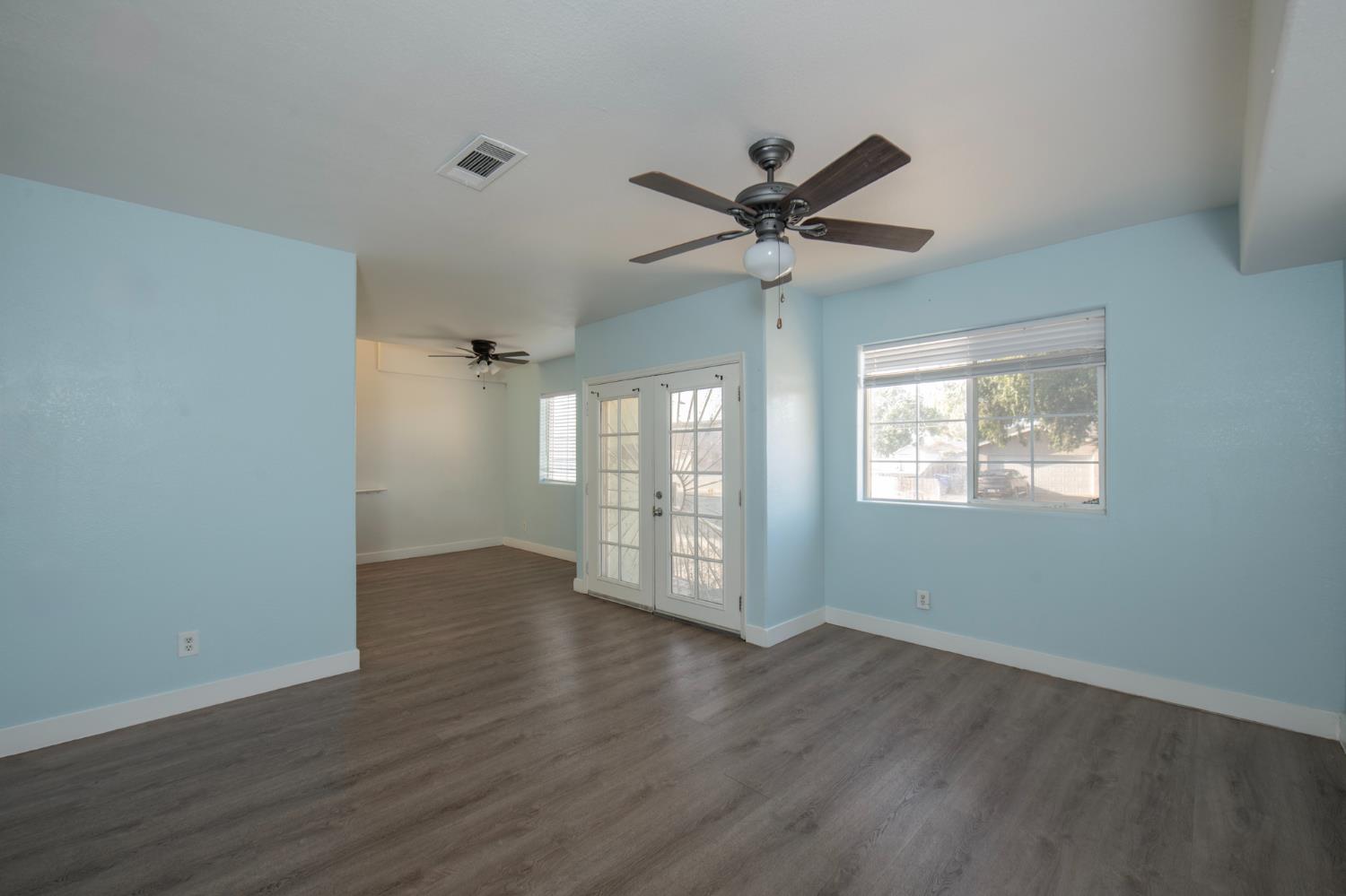 1901 E Clay Ave, Fresno, CA 93701