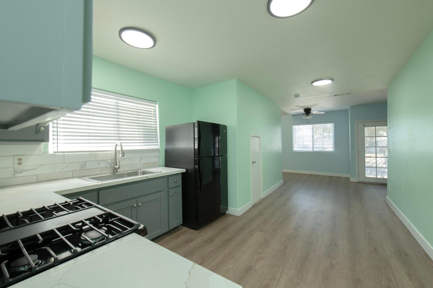 1901 E Clay Ave, Fresno, CA 93701