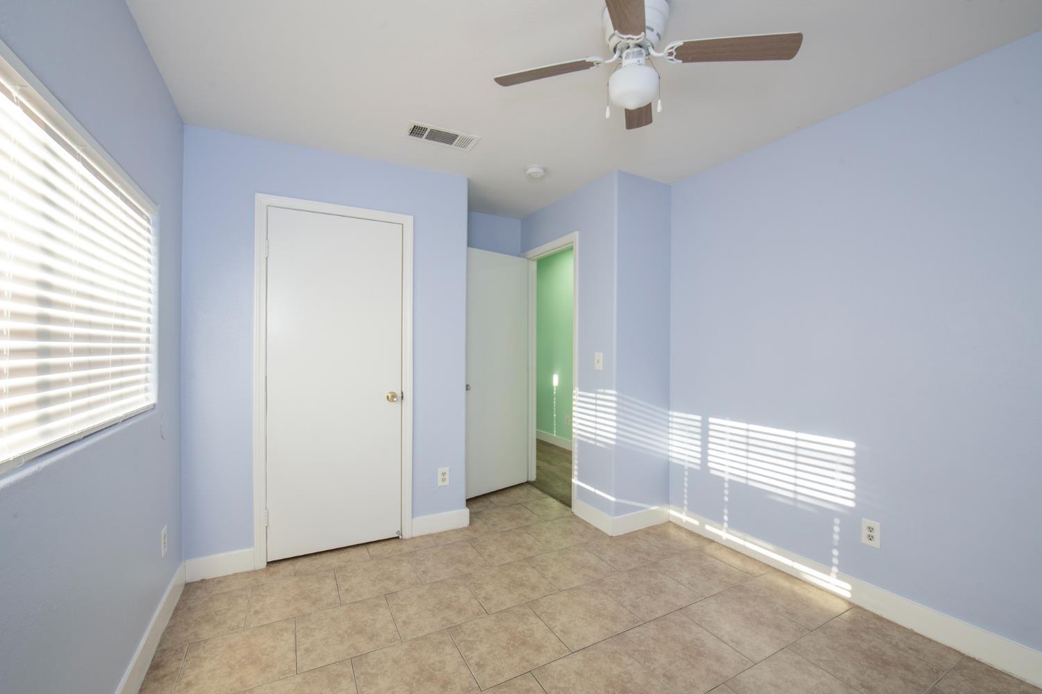 1901 E Clay Ave, Fresno, CA 93701