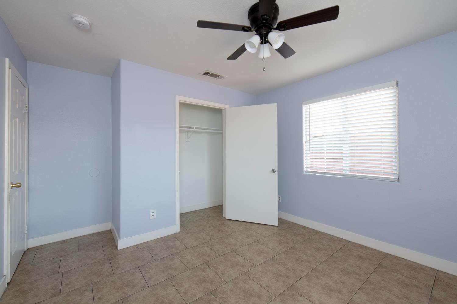 1901 E Clay Ave, Fresno, CA 93701