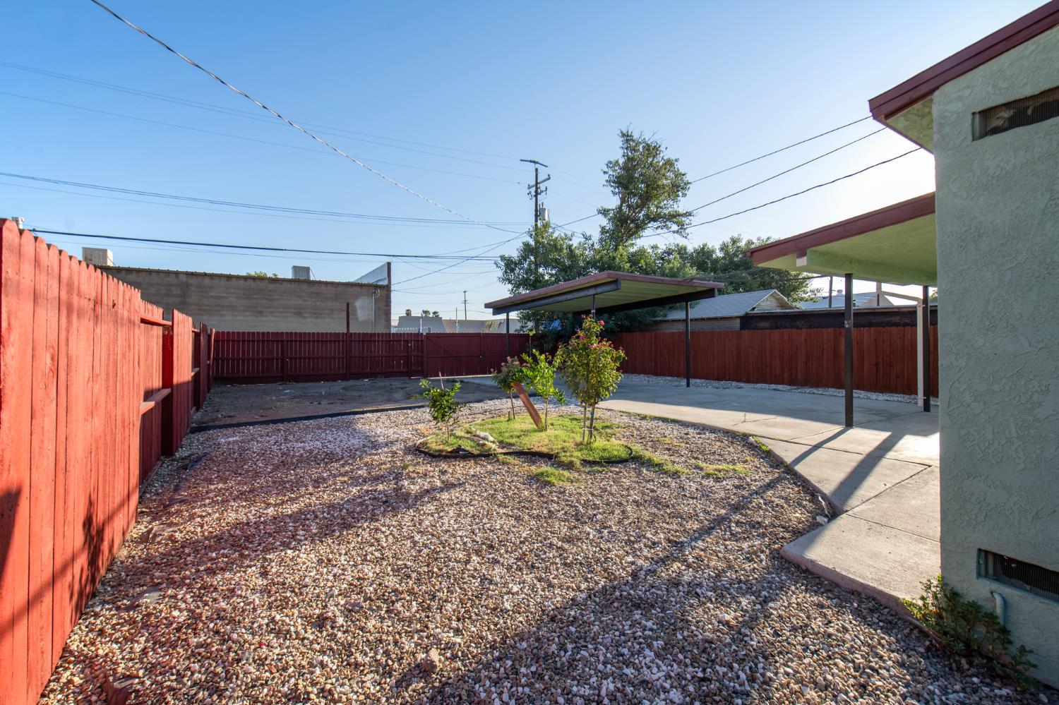 1901 E Clay Ave, Fresno, CA 93701