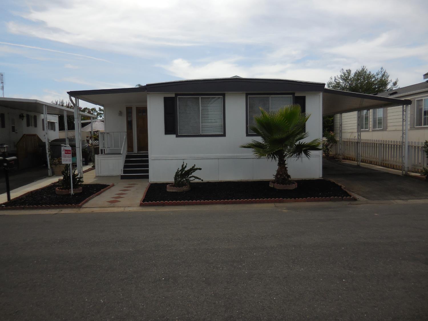 221 W Herndon Ave #178, Pinedale, CA 93650
