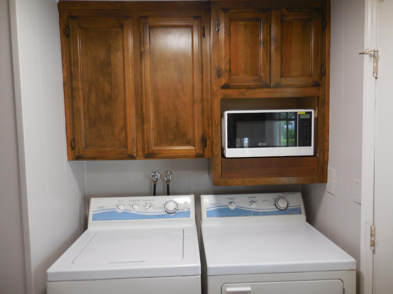 221 W Herndon Ave #178, Pinedale, CA 93650