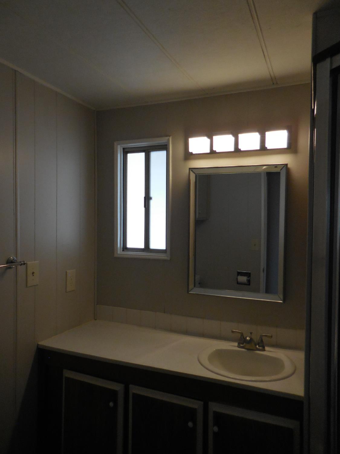 221 W Herndon Ave #178, Pinedale, CA 93650
