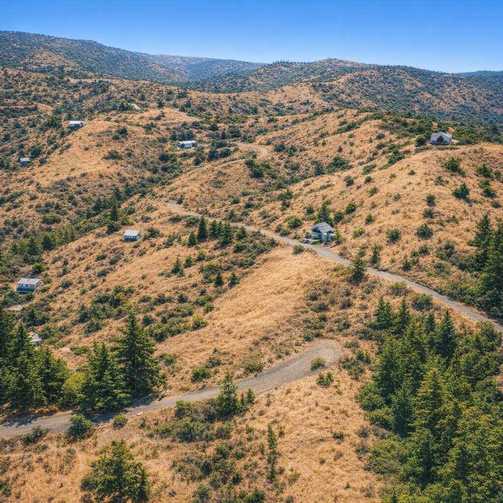 34447 34499 Cougar Ln, Yokuts Valley, CA 93675