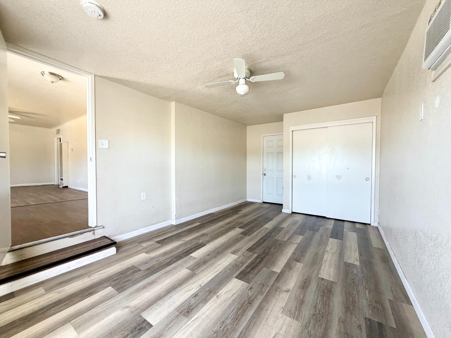 3911 E Mckinley Ave, Fresno, CA 93703