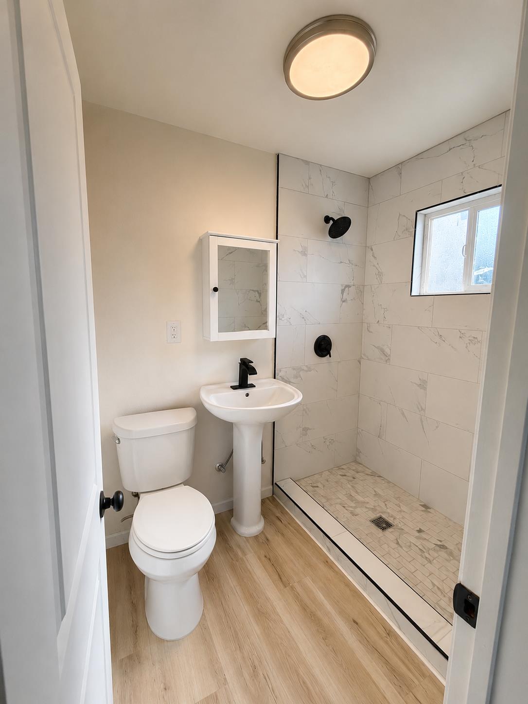 241 tuolomne, Fresno, CA 93706