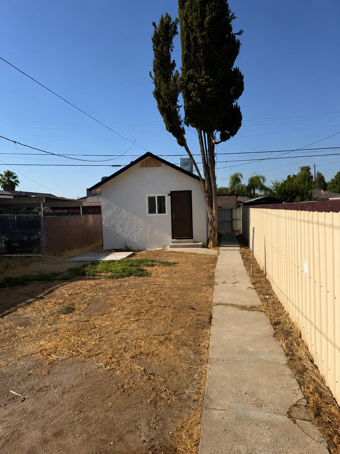241 tuolomne, Fresno, CA 93706