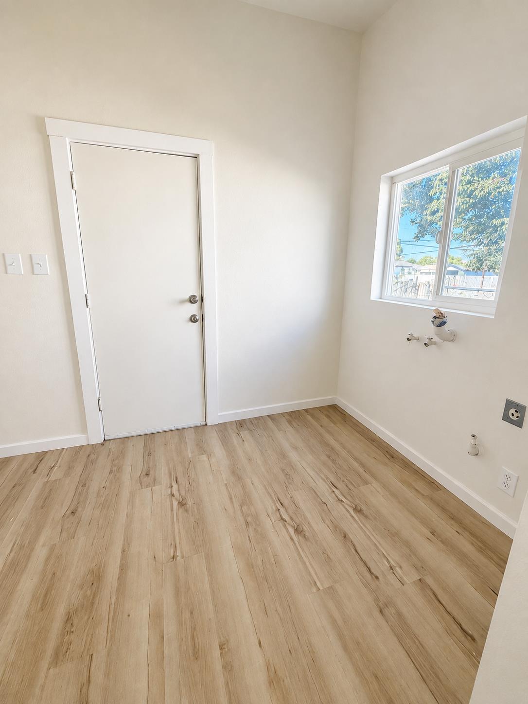 241 tuolomne, Fresno, CA 93706