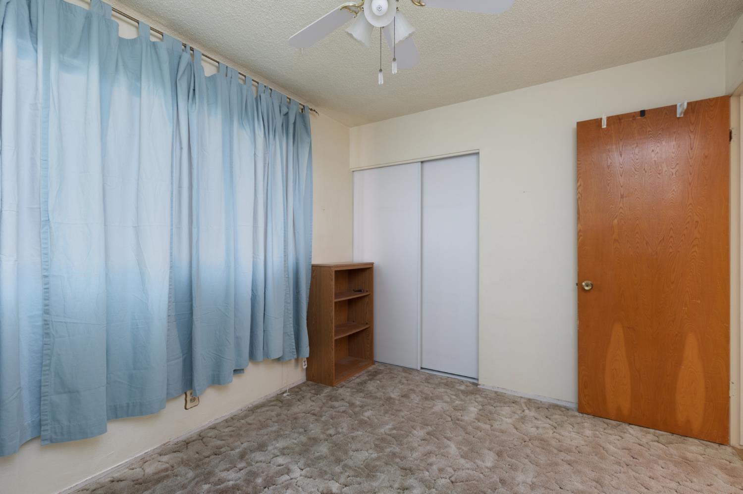 41428 David Rd, Orosi, CA 93647