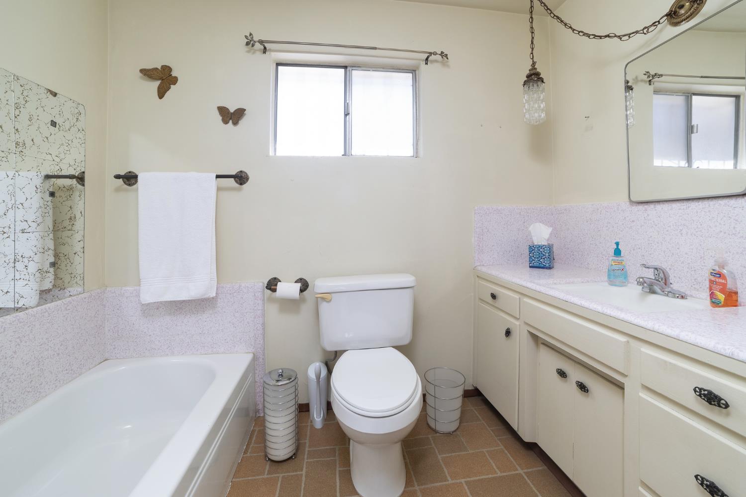 41428 David Rd, Orosi, CA 93647