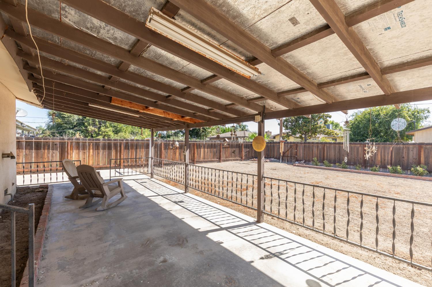 41428 David Rd, Orosi, CA 93647