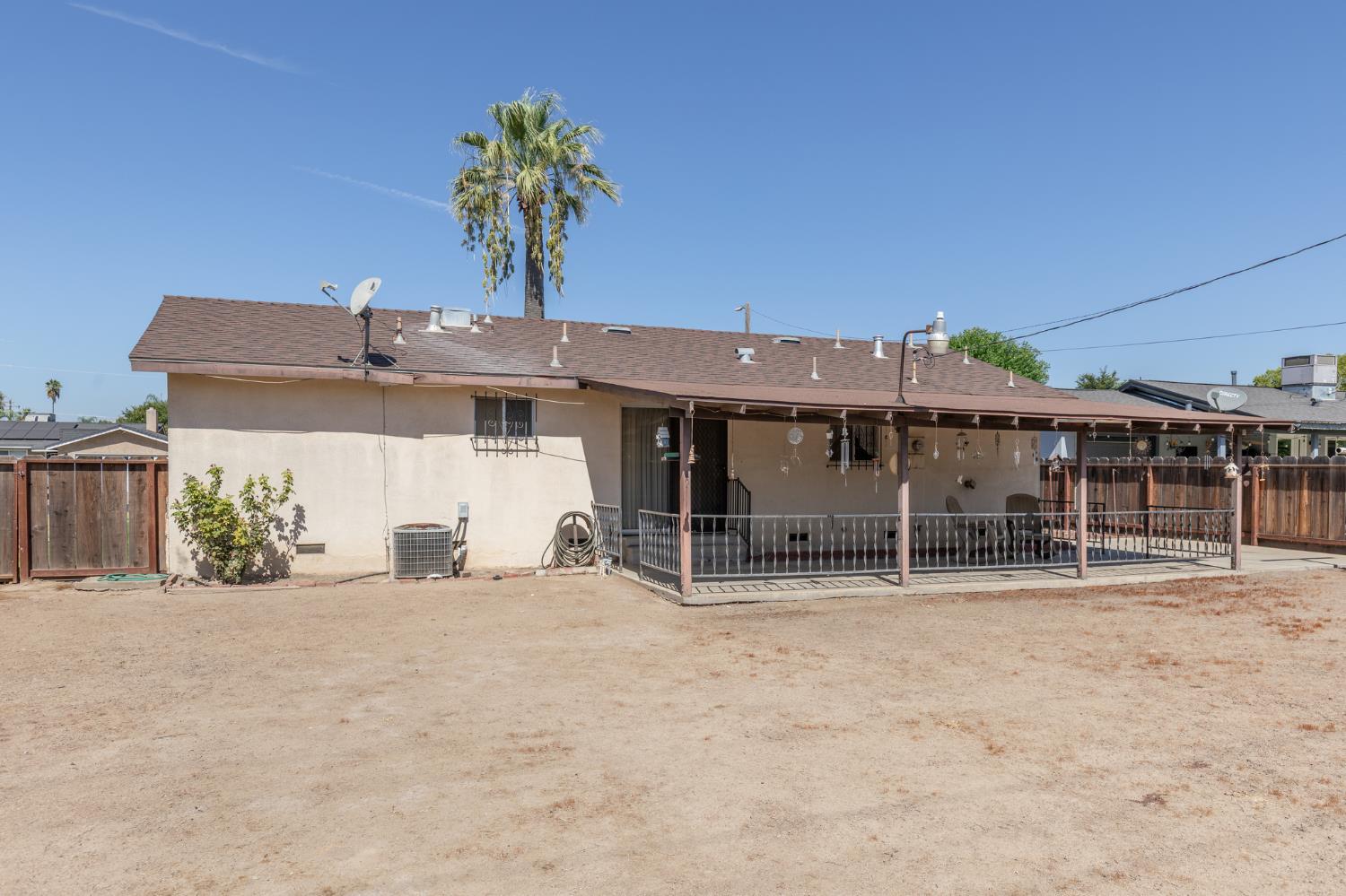 41428 David Rd, Orosi, CA 93647