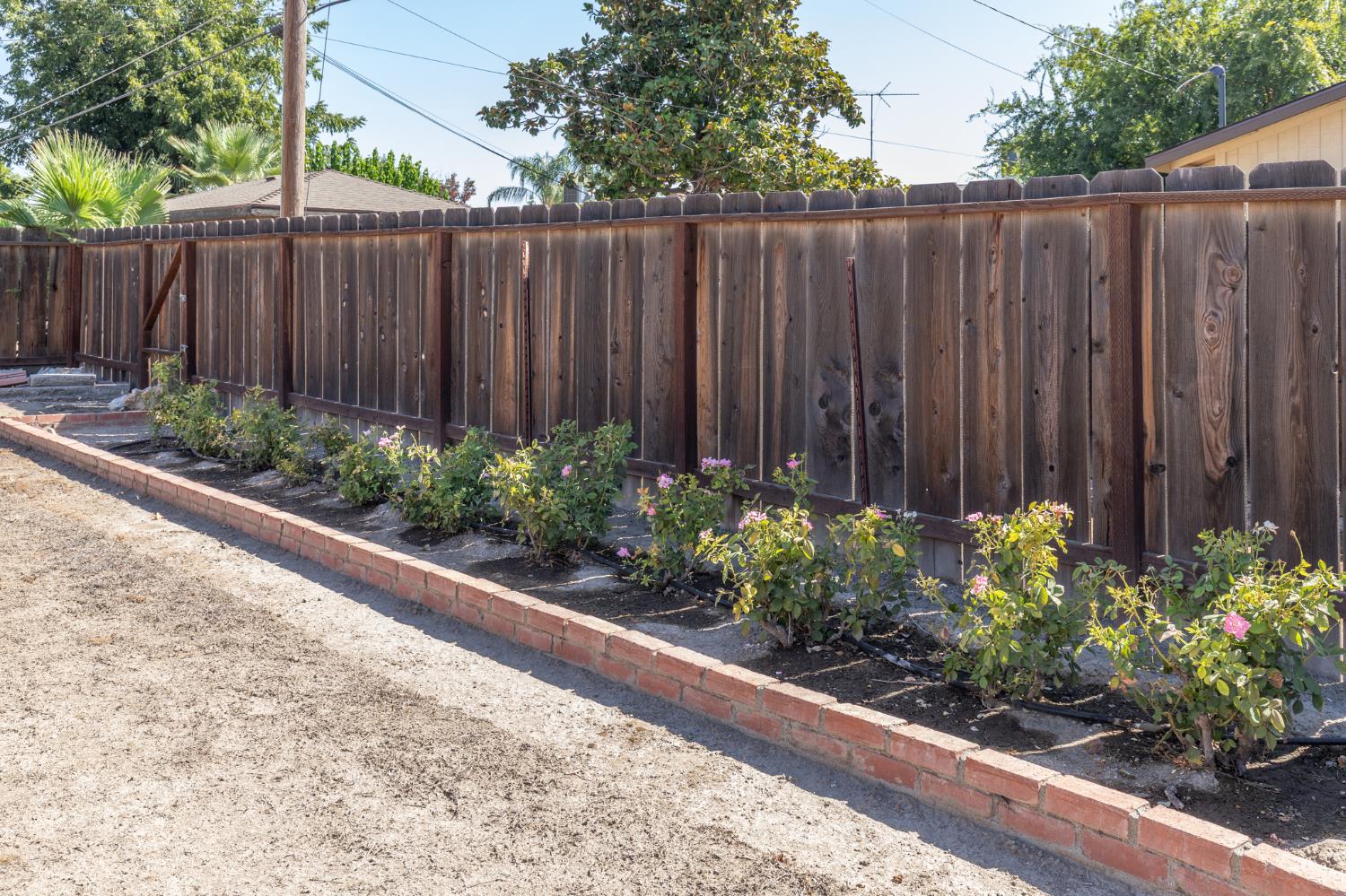 41428 David Rd, Orosi, CA 93647
