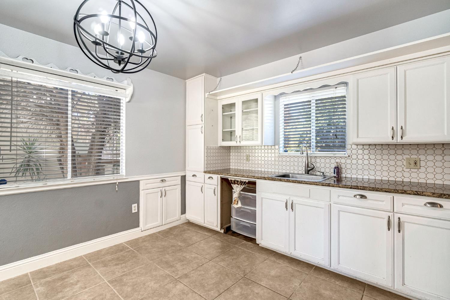 314 N 5Th St, Fowler, CA 93625
