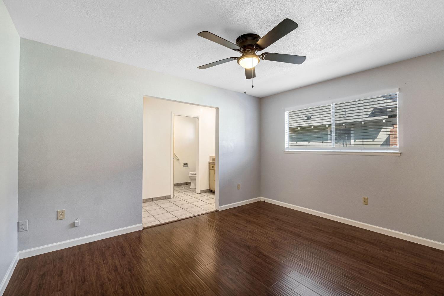 314 N 5Th St, Fowler, CA 93625