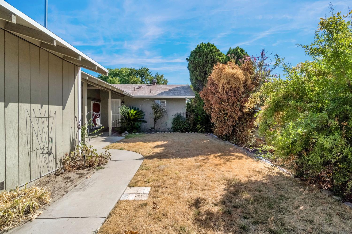 314 N 5Th St, Fowler, CA 93625