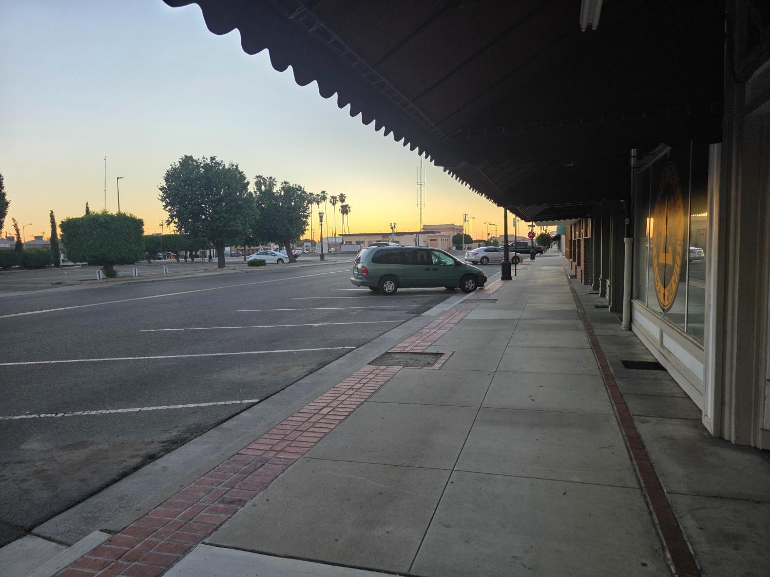1808 E Front St, Selma, CA 93662