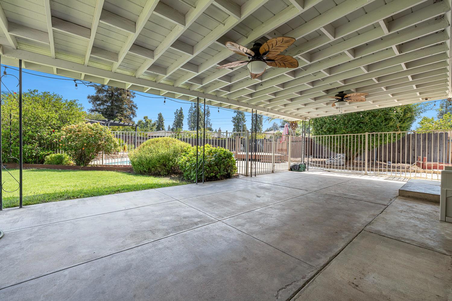750 E Fremont Ave, Fresno, CA 93710