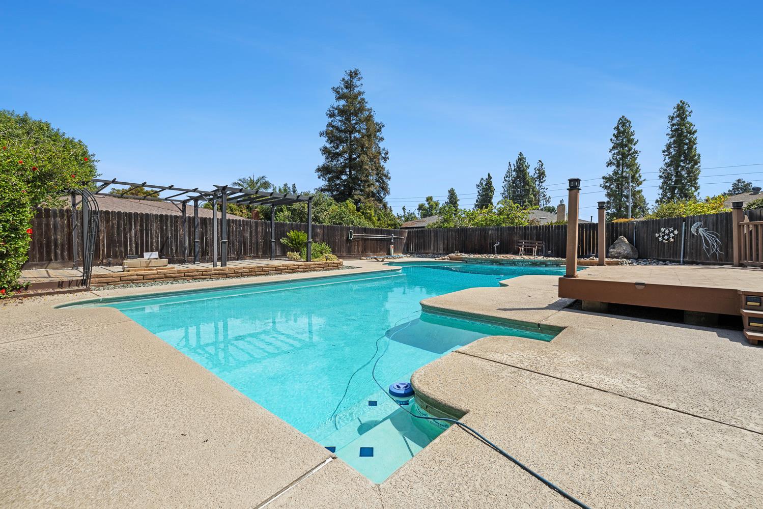 750 E Fremont Ave, Fresno, CA 93710