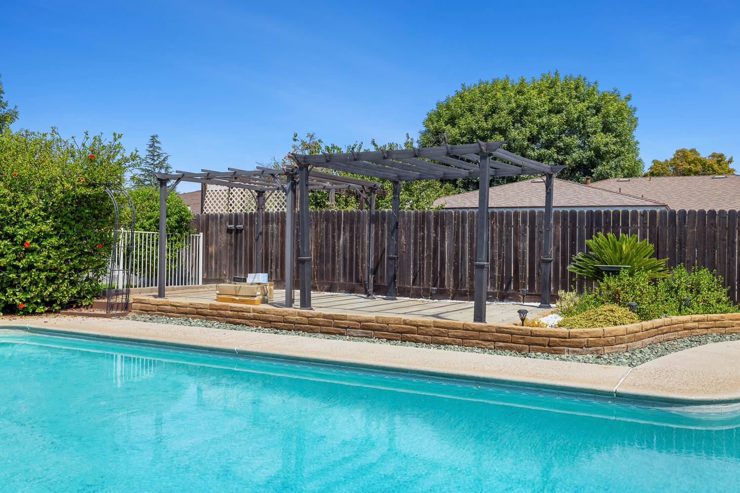 750 E Fremont Ave, Fresno, CA 93710