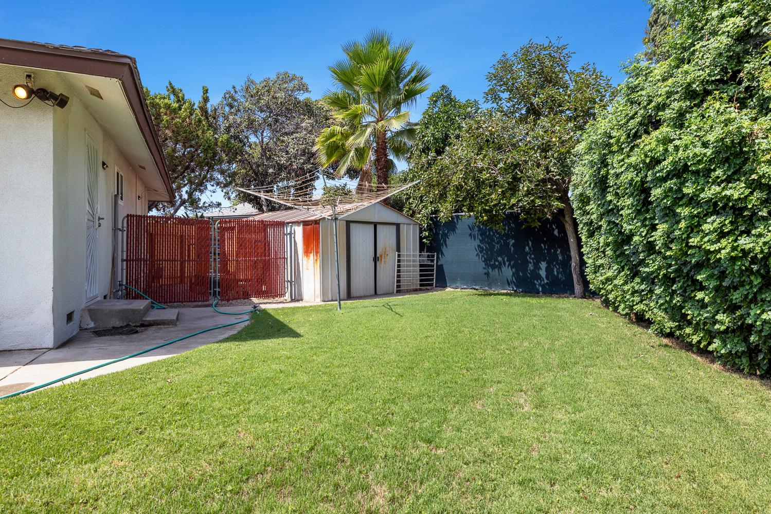 750 E Fremont Ave, Fresno, CA 93710
