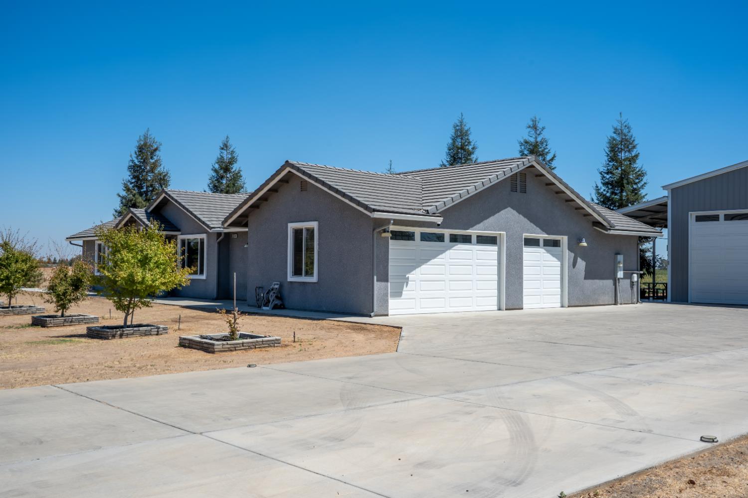 26244 Avenue 18 1/4, Madera, CA 93638