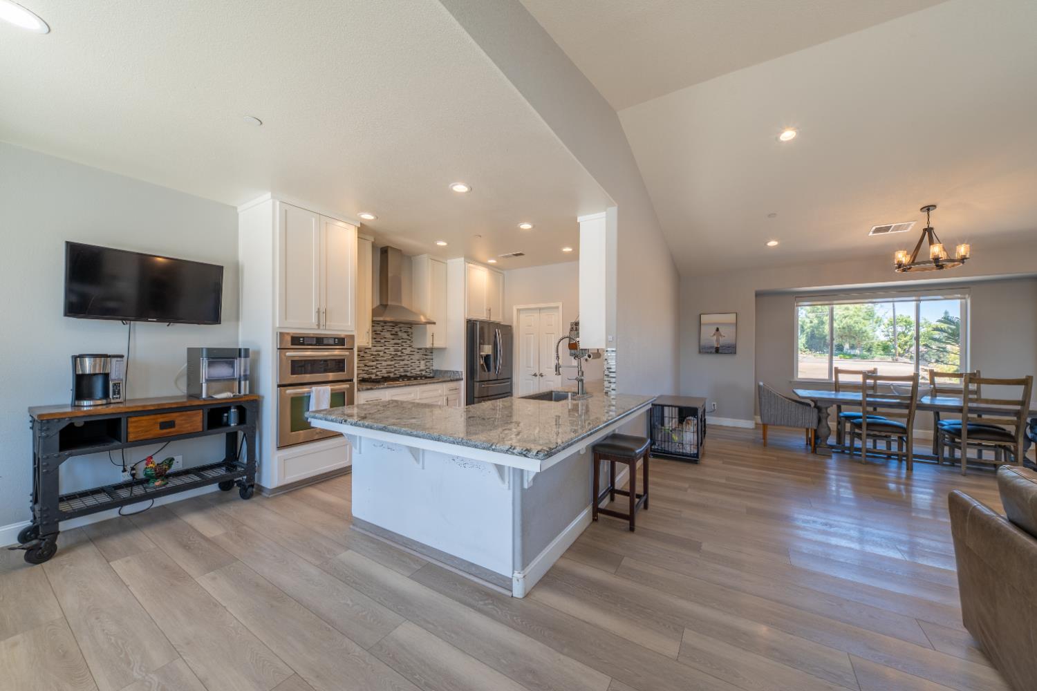 26244 Avenue 18 1/4, Madera, CA 93638