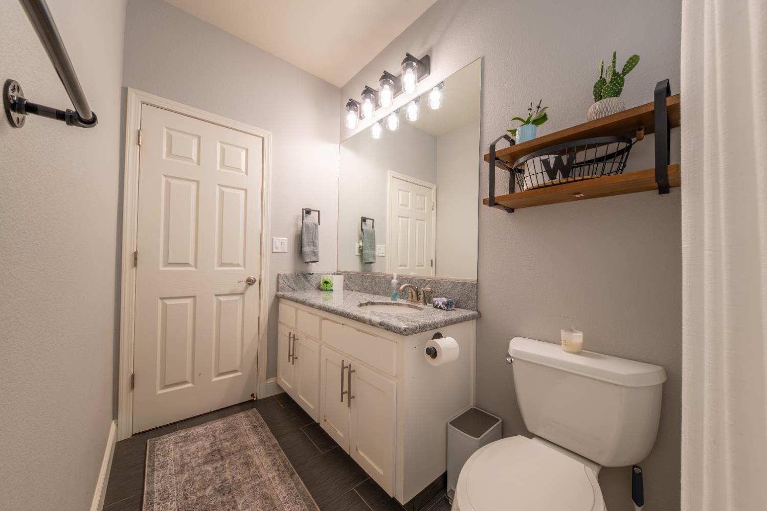 26244 Avenue 18 1/4, Madera, CA 93638