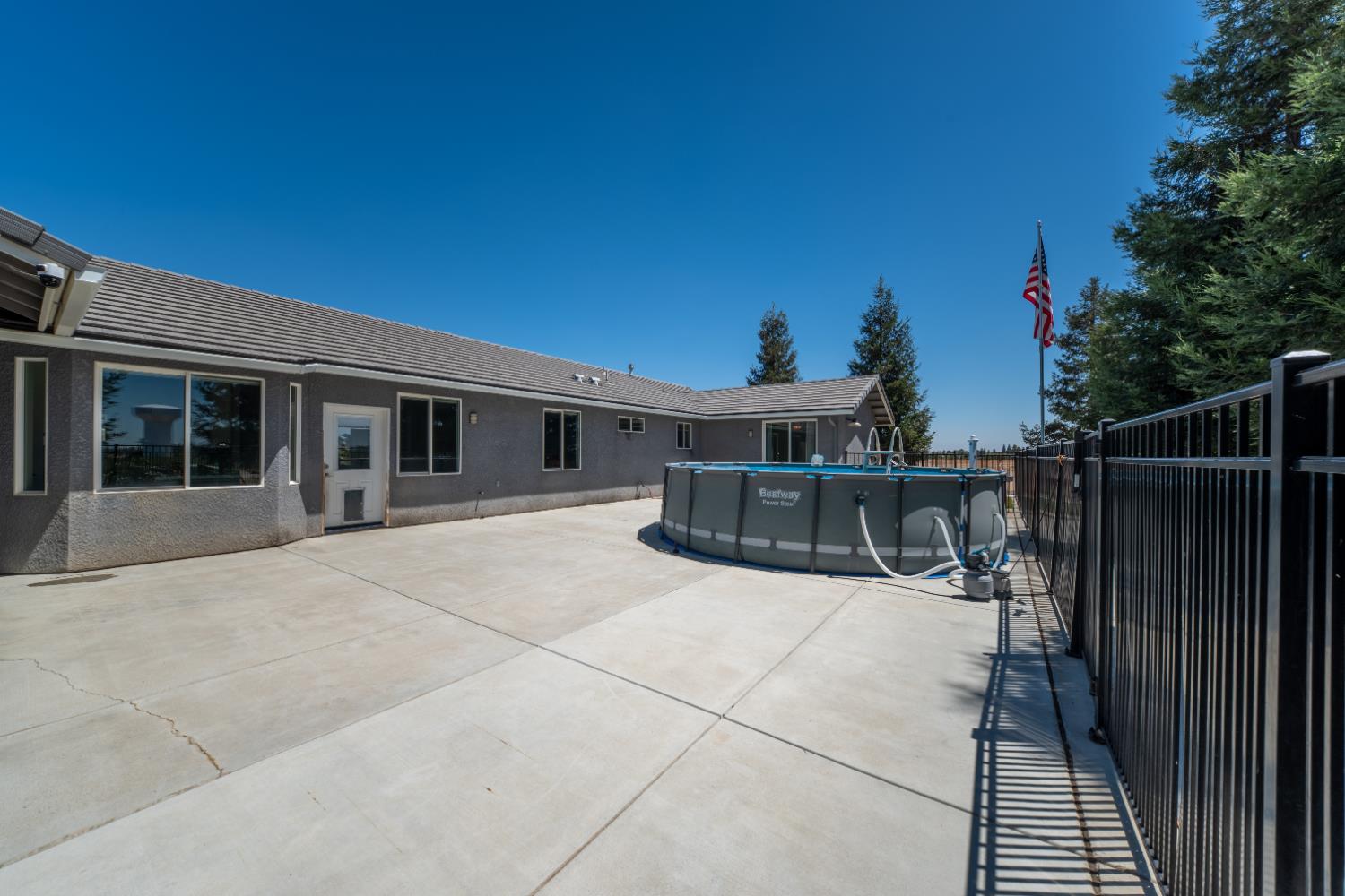 26244 Avenue 18 1/4, Madera, CA 93638
