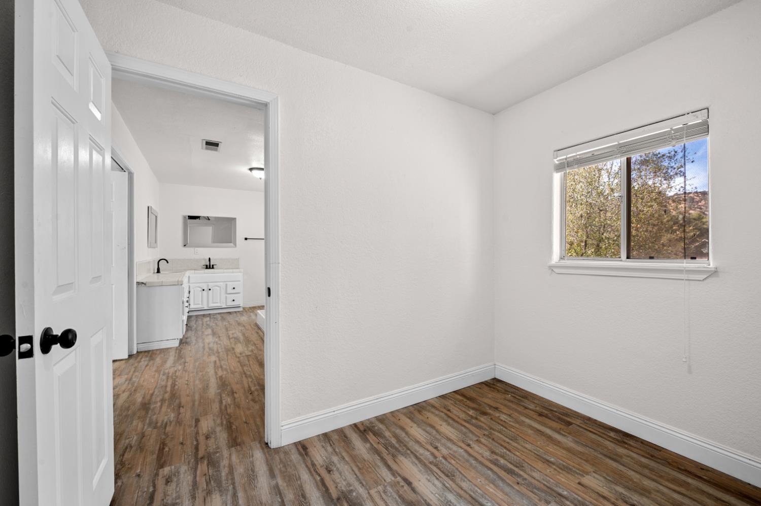 28734 Long Hollow Ct S, Coarsegold, CA 93614