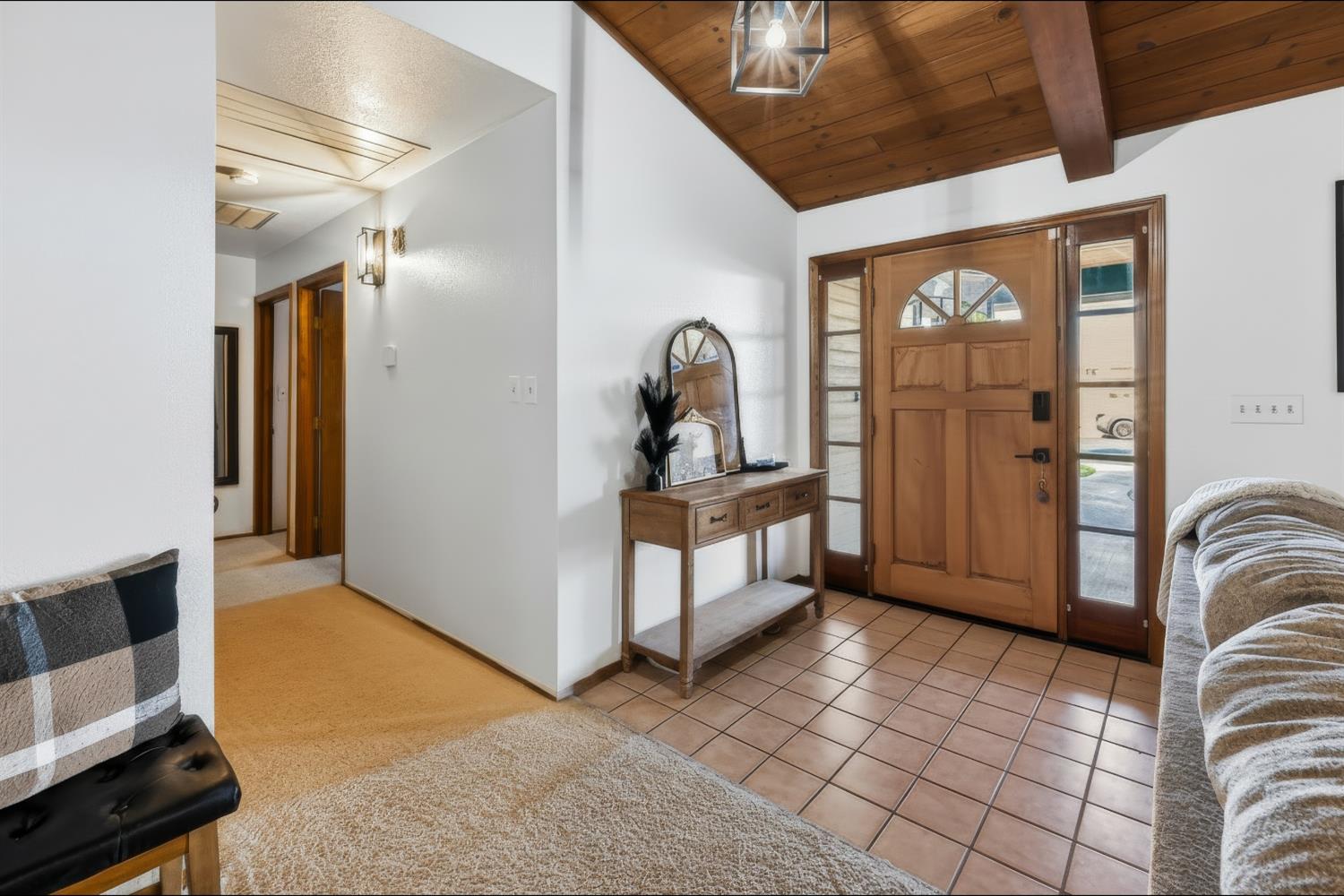 1307 S Arkle St, Visalia, CA 93722