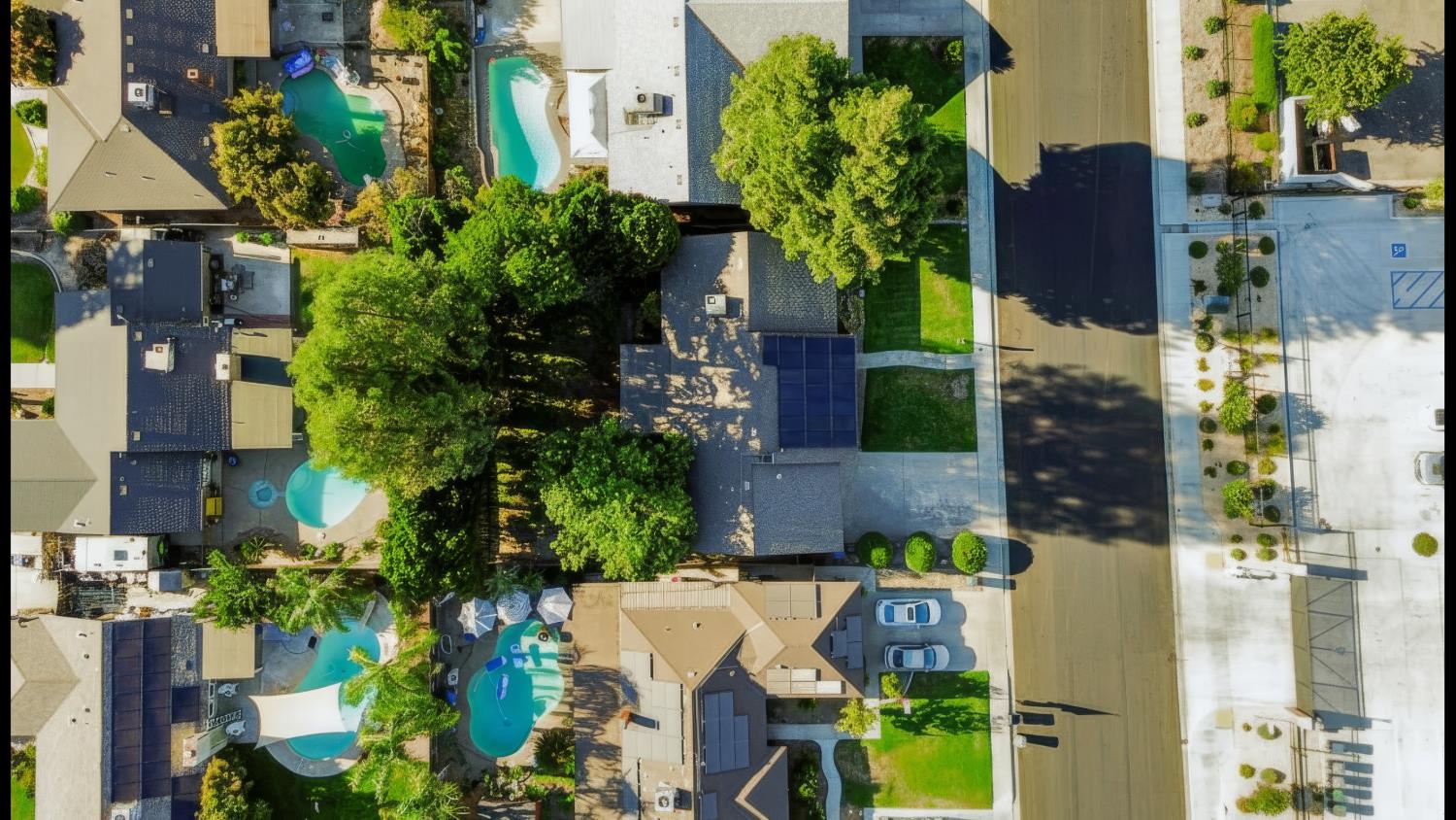 1307 S Arkle St, Visalia, CA 93722