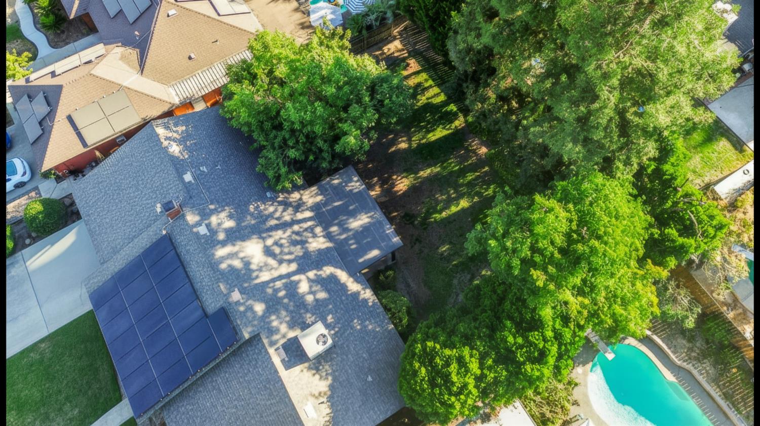 1307 S Arkle St, Visalia, CA 93722