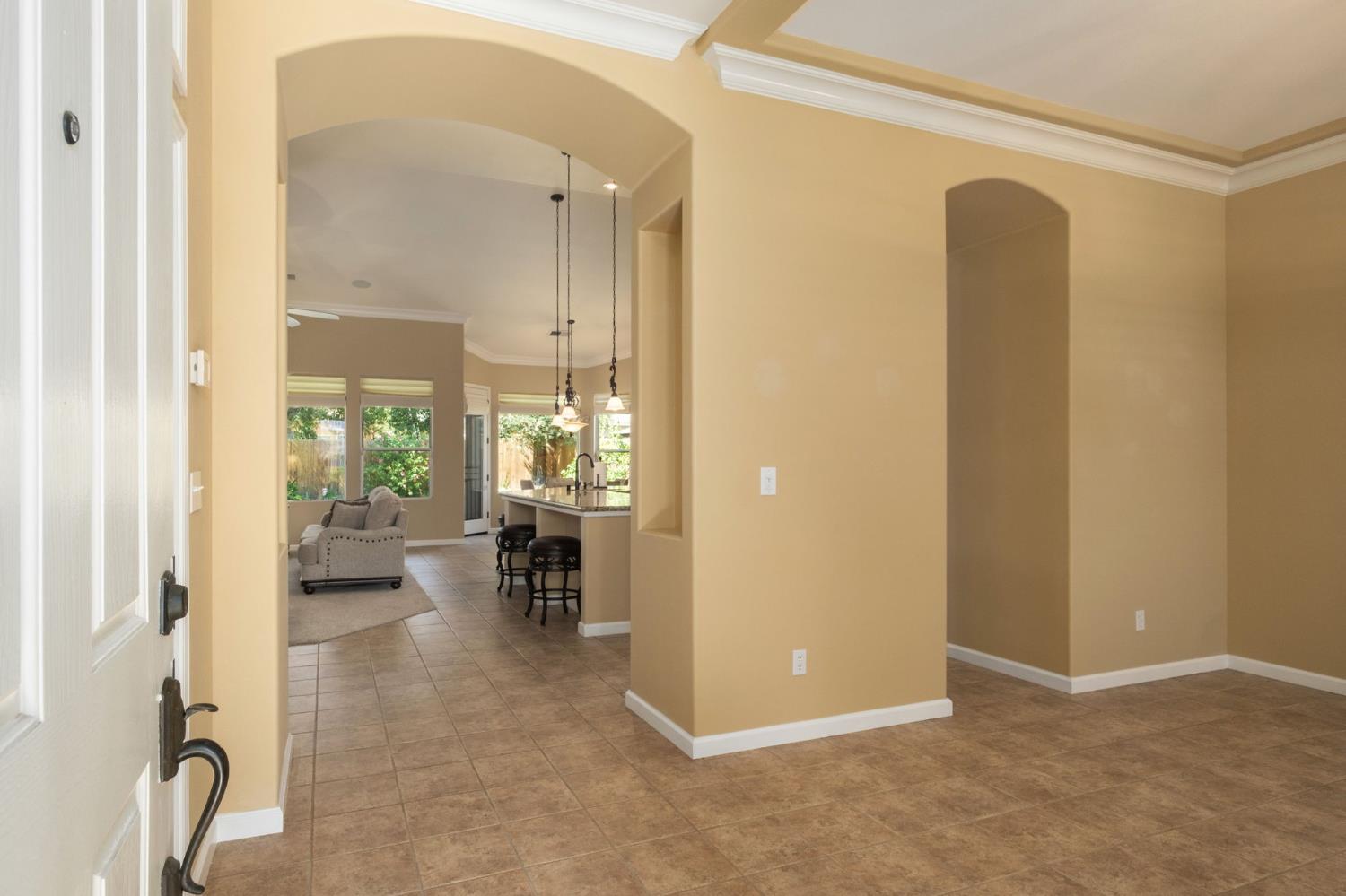 2655 Mesa Ave, Clovis, CA 93611