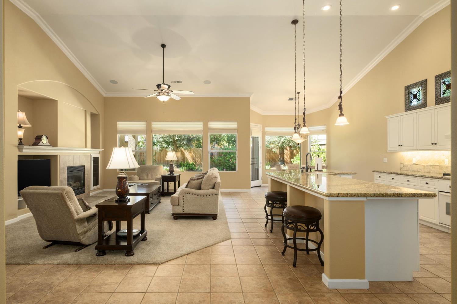 2655 Mesa Ave, Clovis, CA 93611