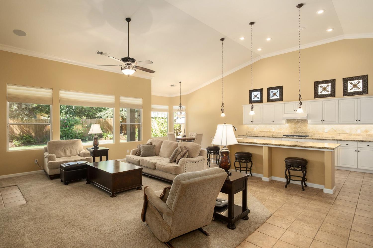 2655 Mesa Ave, Clovis, CA 93611