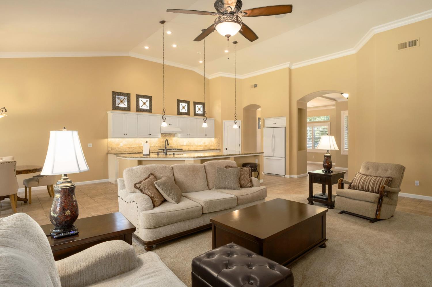 2655 Mesa Ave, Clovis, CA 93611