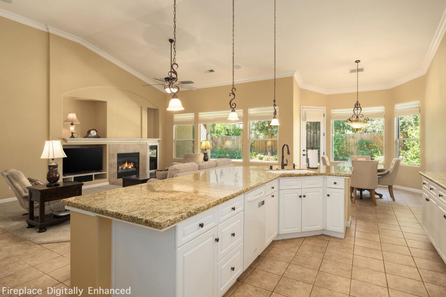 2655 Mesa Ave, Clovis, CA 93611
