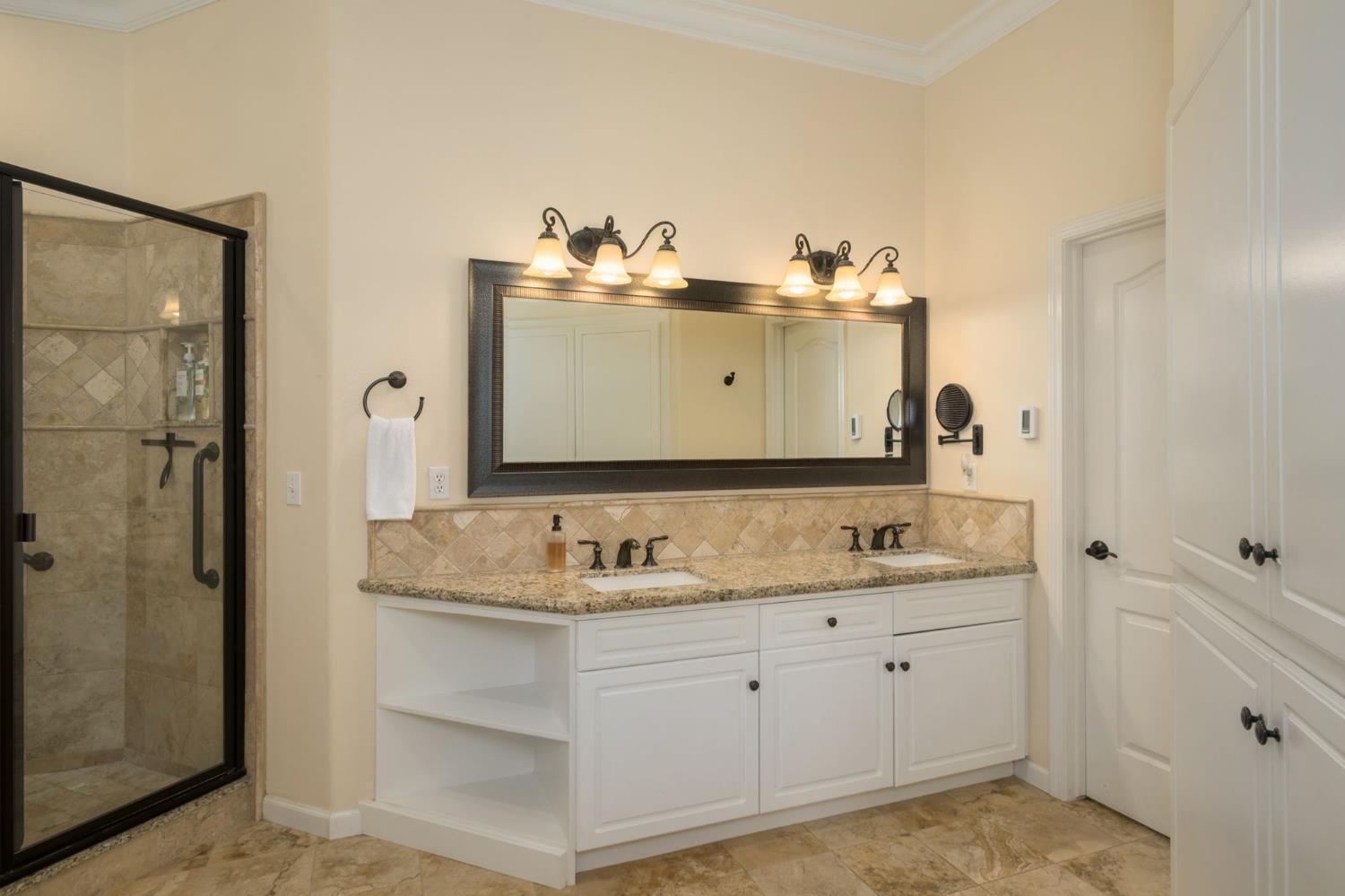 2655 Mesa Ave, Clovis, CA 93611