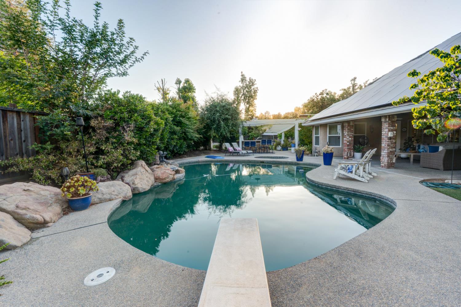 859 E Partridge Ln, Fresno, CA 93730