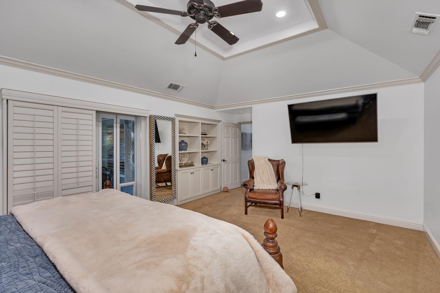 859 E Partridge Ln, Fresno, CA 93730